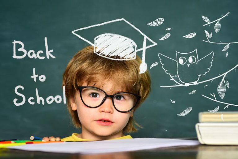Räumt die Klassenräume frei für neues Schulmobiliar!